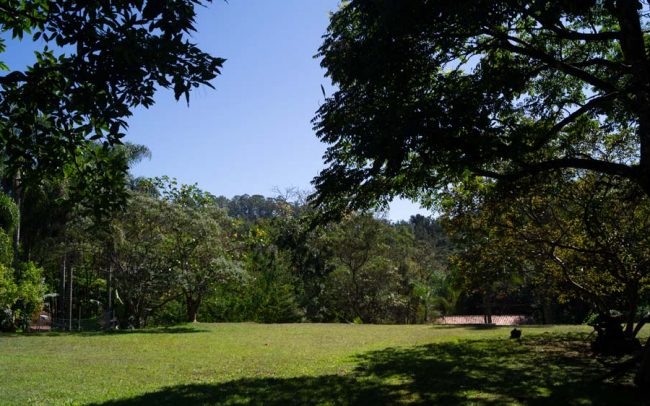 Campo aberto do Residencial Sênior Retiro Suíço