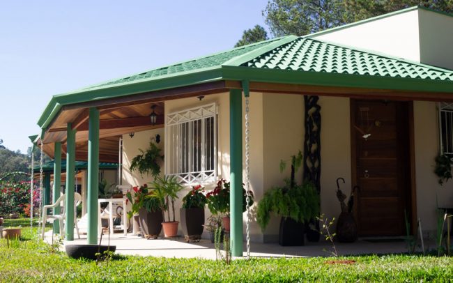 Residencial Sênior Retiro Suíço e sua linda casa com varanda